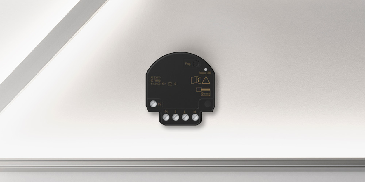 JUNG HOME Jalousieaktor Mini bei Elektroanlagenbau Alisch GmbH in Zörbig