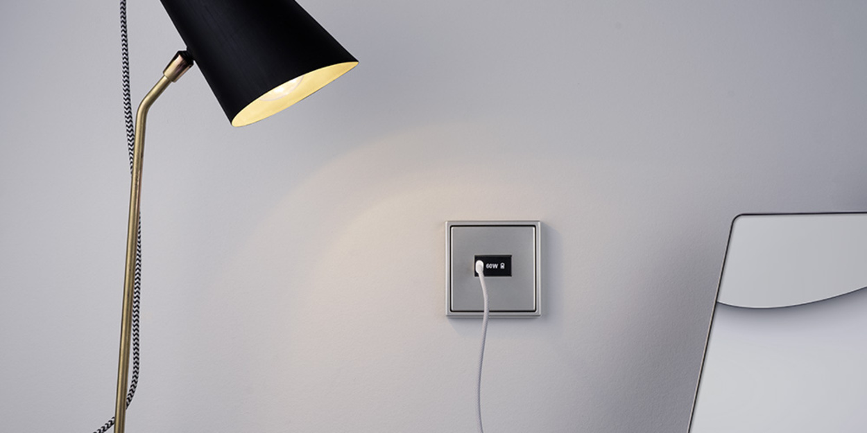 Ladegerät USB PD 60 bei Elektroanlagenbau Alisch GmbH in Zörbig
