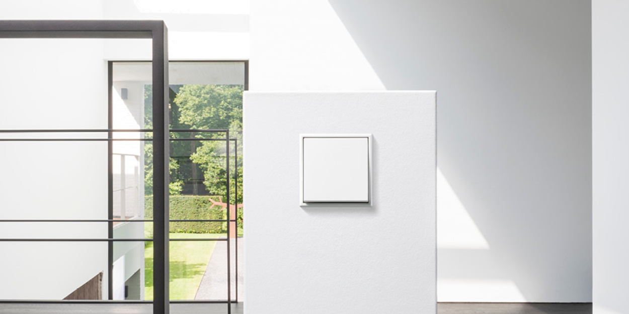 JUNG Schalterprogramme bei Elektroanlagenbau Alisch GmbH in Zörbig